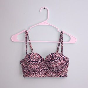 Women's patterned bathing suit top